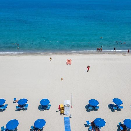 Le Dune Beach Club Messina Buitenkant foto