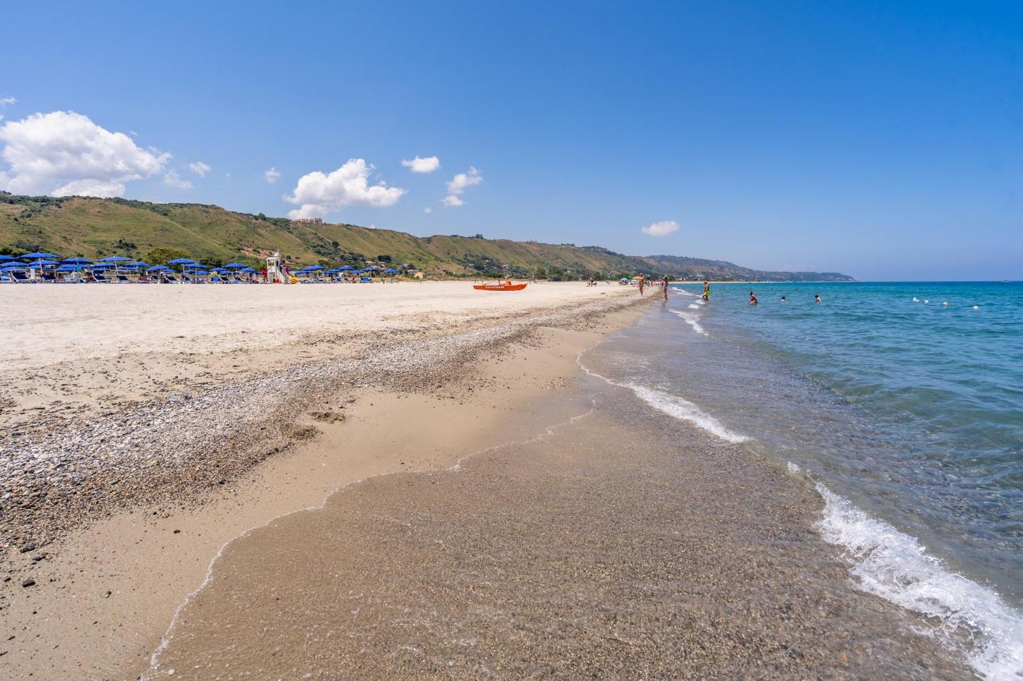 Le Dune Beach Club Messina Buitenkant foto