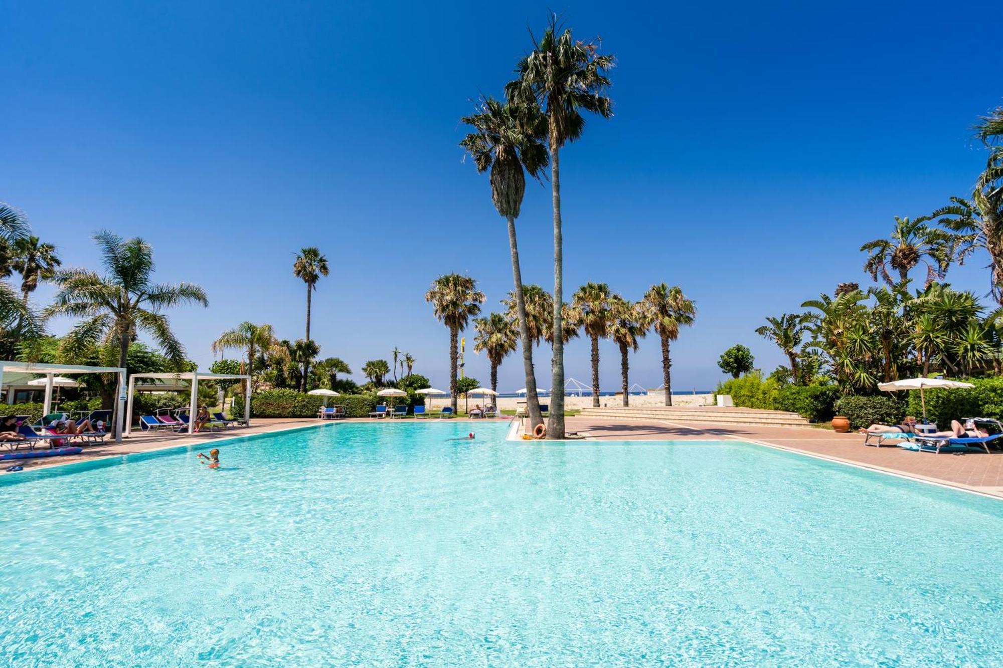 Le Dune Beach Club Messina Buitenkant foto